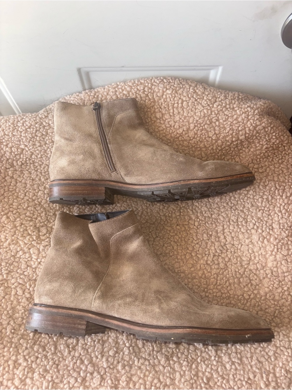 Via Spiga taupe Evanna suede ankle boots size 10 M - Picture 3 of 7